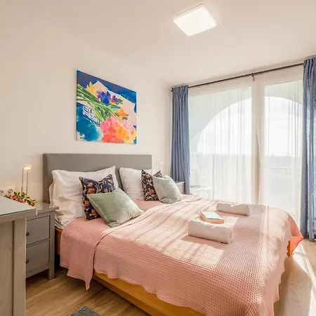 Mf Flower - Cirkalo 411 Apartment *